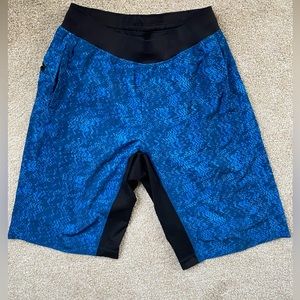 T.H.E (train hard everyday) Short LINERLESS 11"